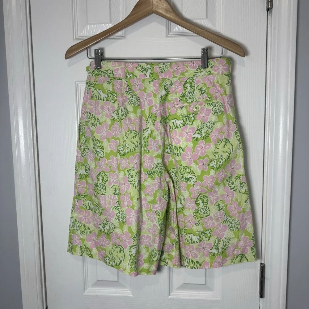 Vintage 90s Lilly Pulitzer green pink Tiger Cloud Size‎ 4 bermuda cotton shorts